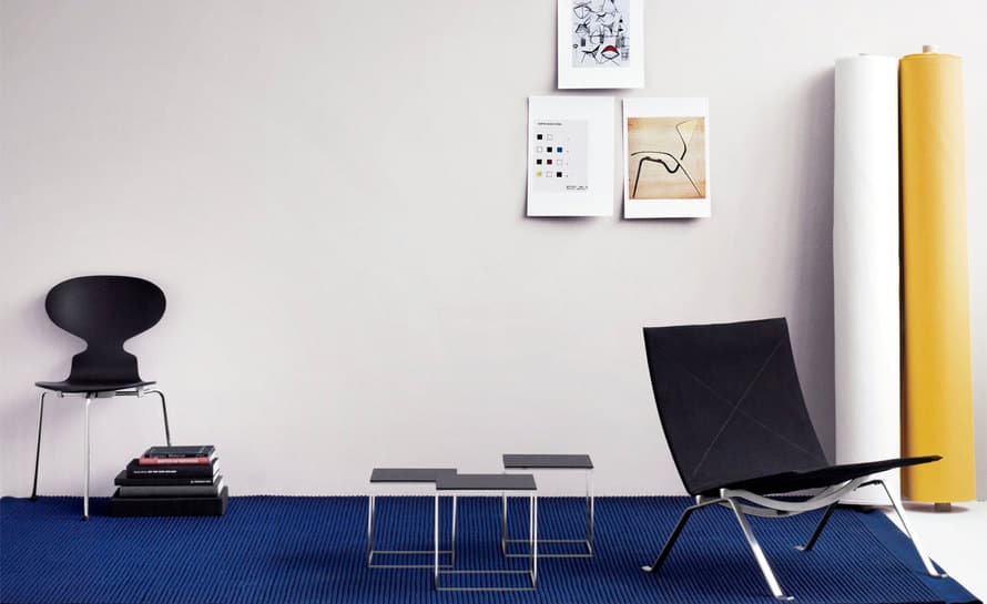 3 leg ant chair color
