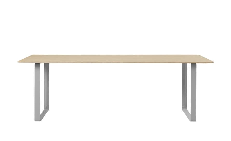 70/70 table