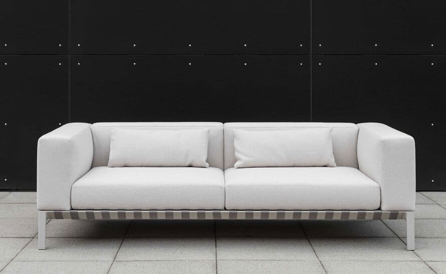 able outdoor armchair
