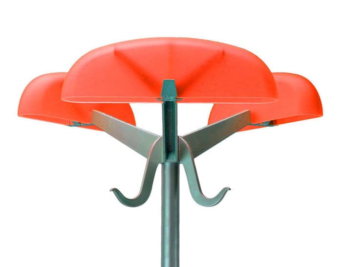 alta tensione coat rack