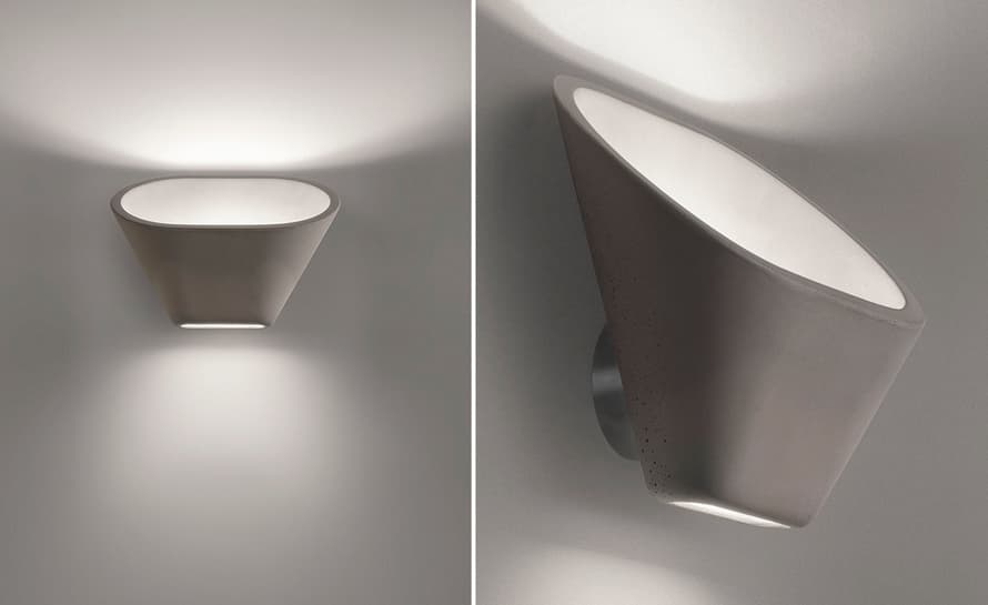 aplomb wall lamp