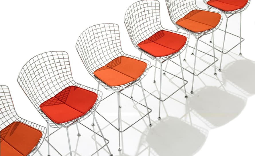 bertoia stool with seat cushion