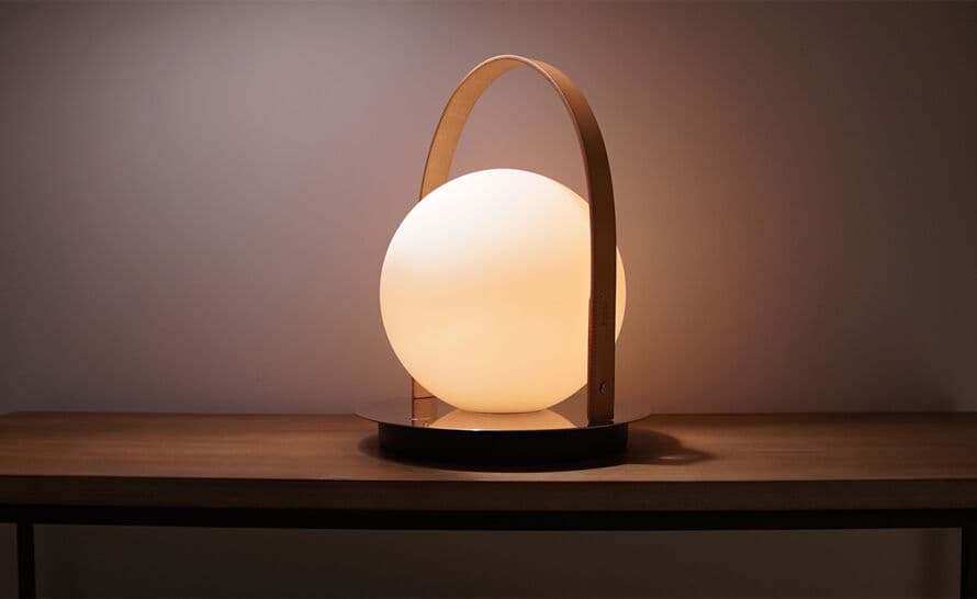 bola lantern