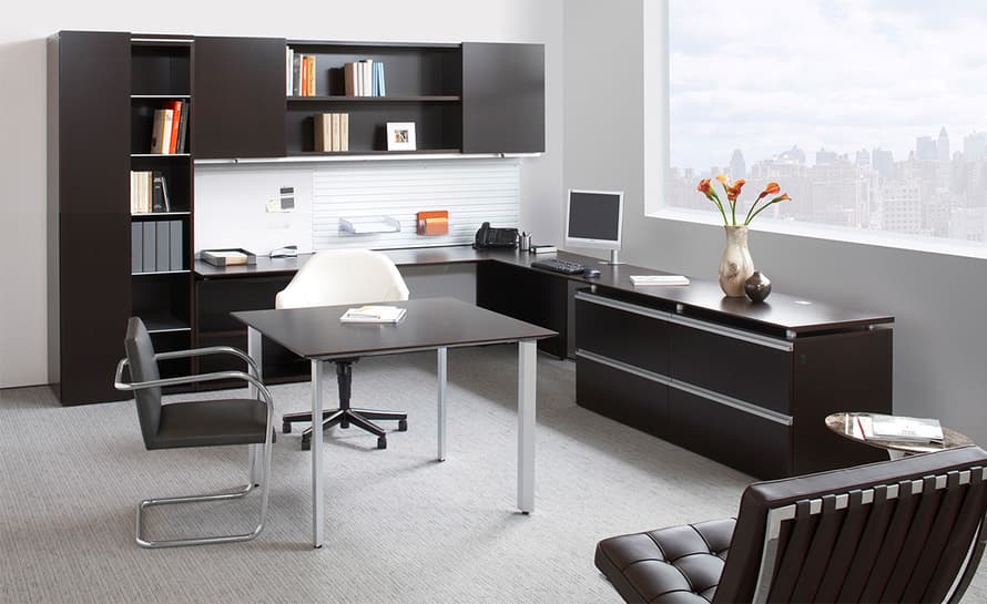 brno chair with tubular steel frame