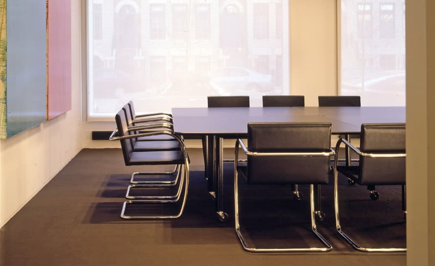 brno chair with tubular steel frame