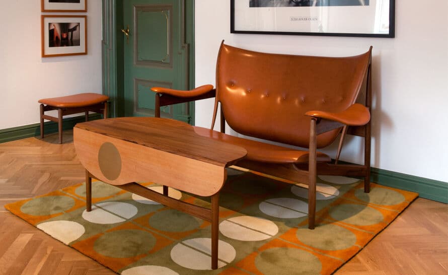 Butterfly Table