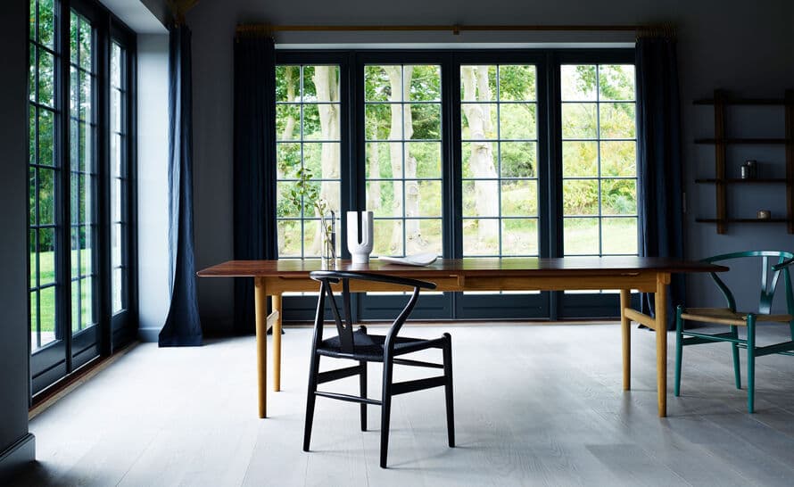 CH327 Dining Table