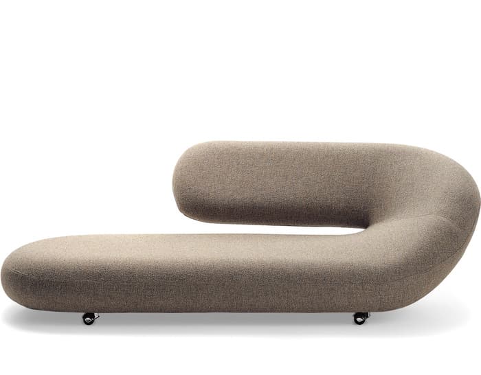 chaise lounge