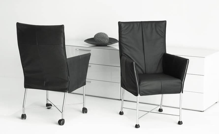 chaplin dining chair