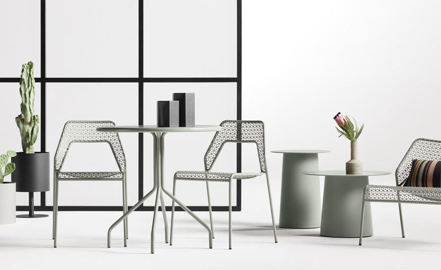 circula tall side table