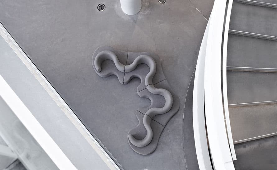 panton cloverleaf 4 unit sofa