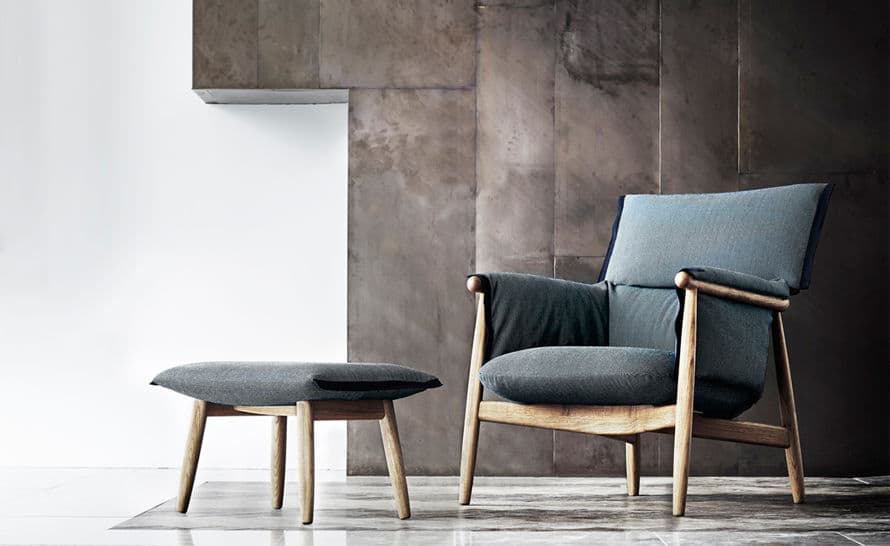 e016 embrace footstool