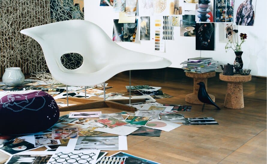 eames la chaise