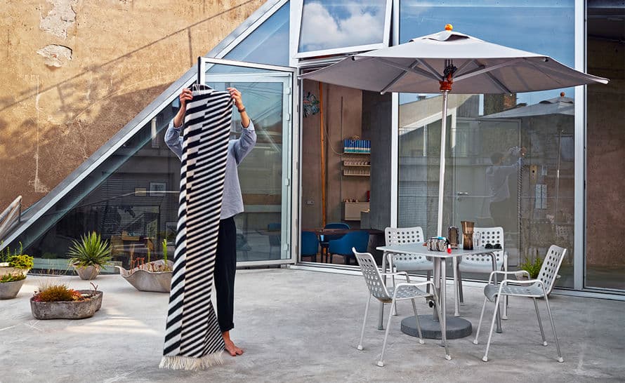 landi stacking chair