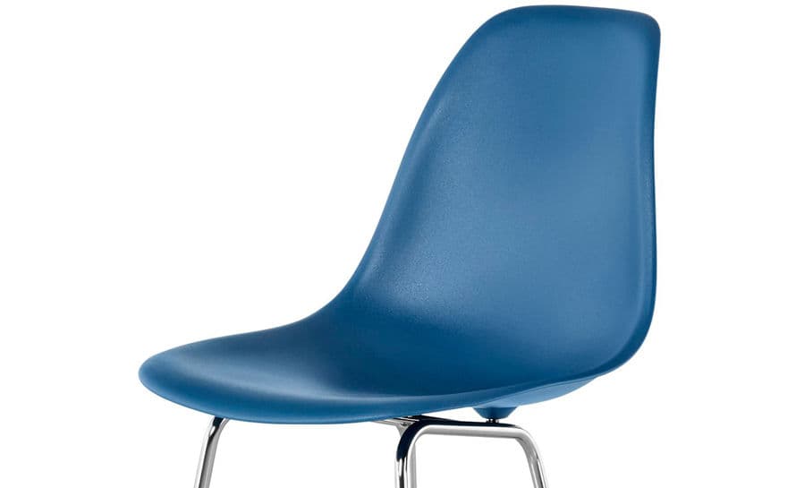 eames&reg; molded plastic stool