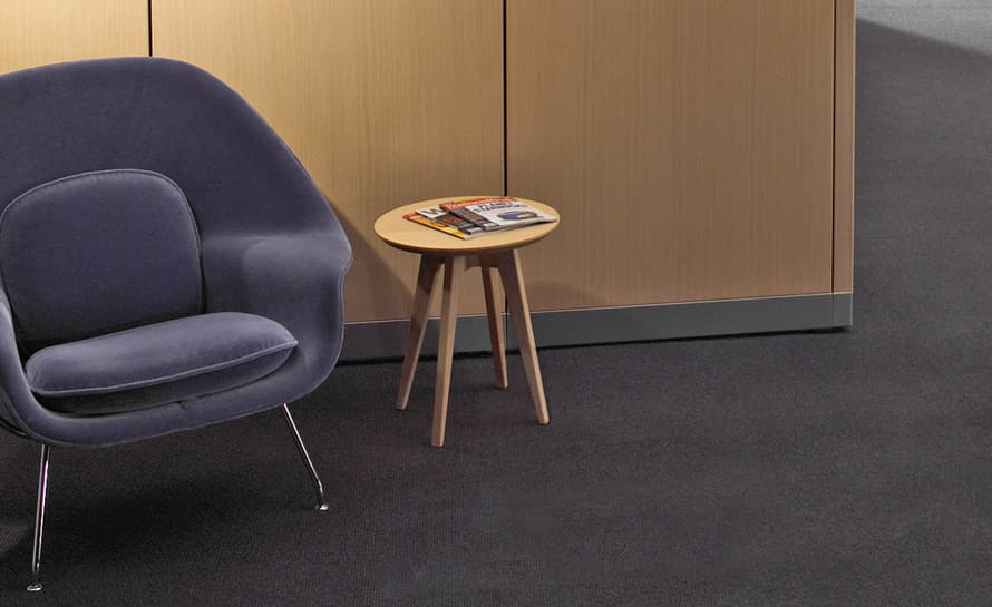risom round side table