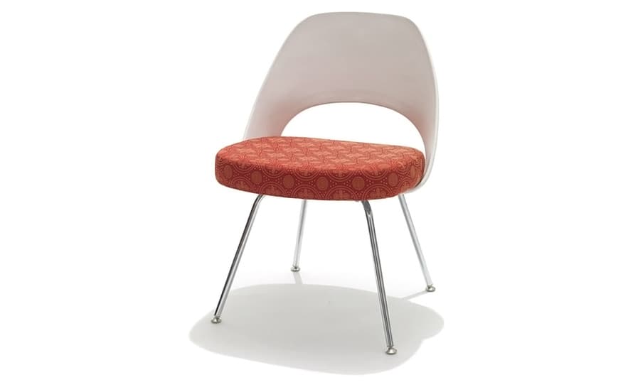 saarinen plastic back side chair with tubular legs