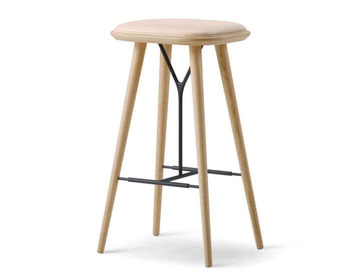 spine wood base stool