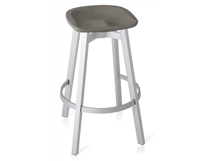 su stool with concrete seat