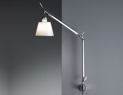 tolomeo wall lamp with shade