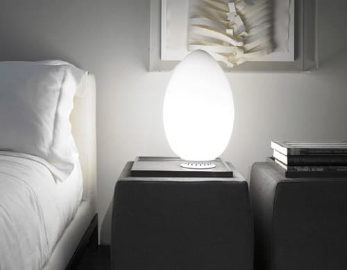 uovo table lamp