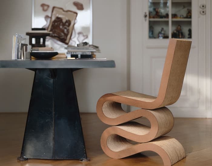 wiggle chair