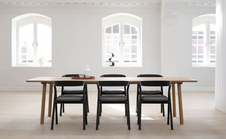 yksi chair with upholstered seat