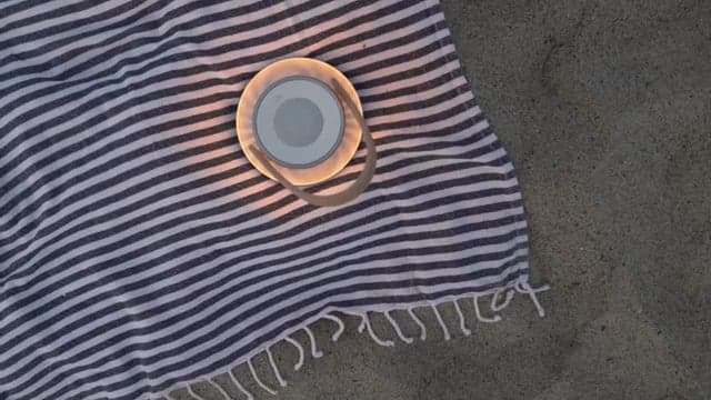 uma led sound lantern video